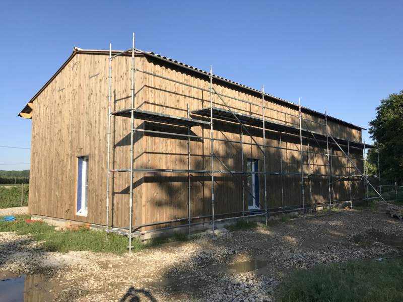 Fabrication et pose de bâtiment bois APT CADENET LAURIS CAVAILLON MANOSQUE 84 PROVENCE